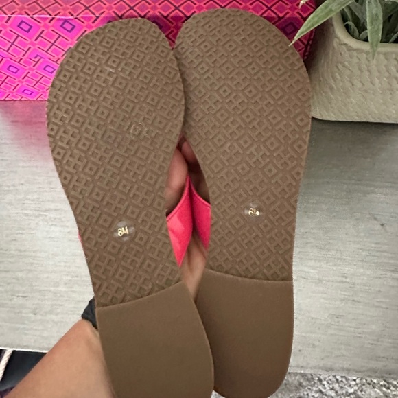 Tory Burch - Picture 2 of 6